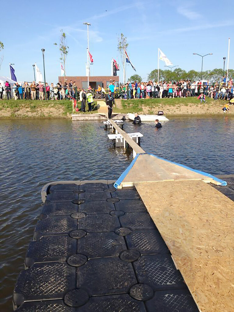 Easy-Pontons-Pontons-voor-watersport-02